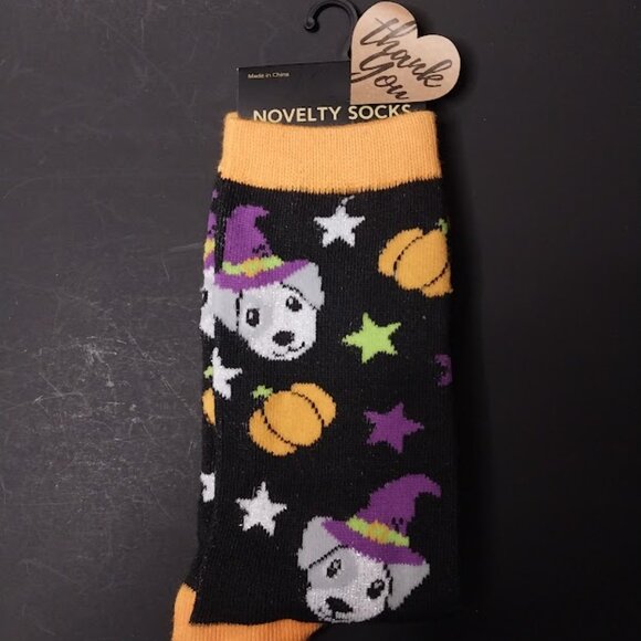 Novelty Socks Dog with Witch Hat & Pumpkin - Picture 2 of 5